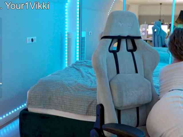 VikkiExtraCheese