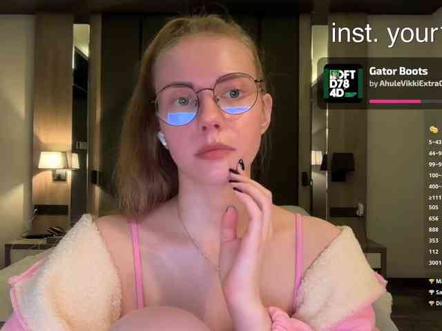 -VikkiL0vesCheese- Sex Cam Show