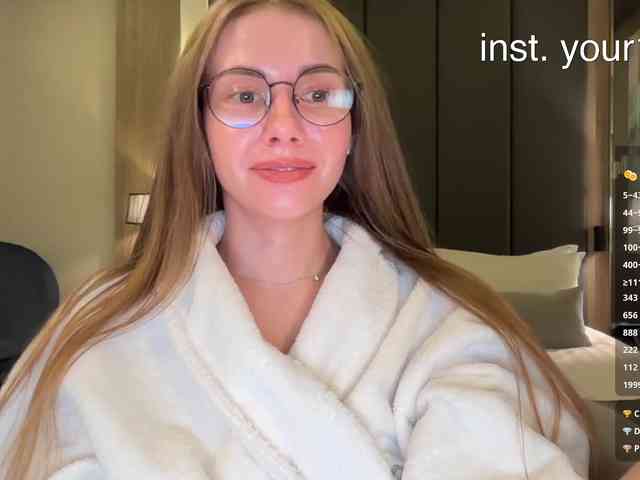 VikkiExtraCheese webcam