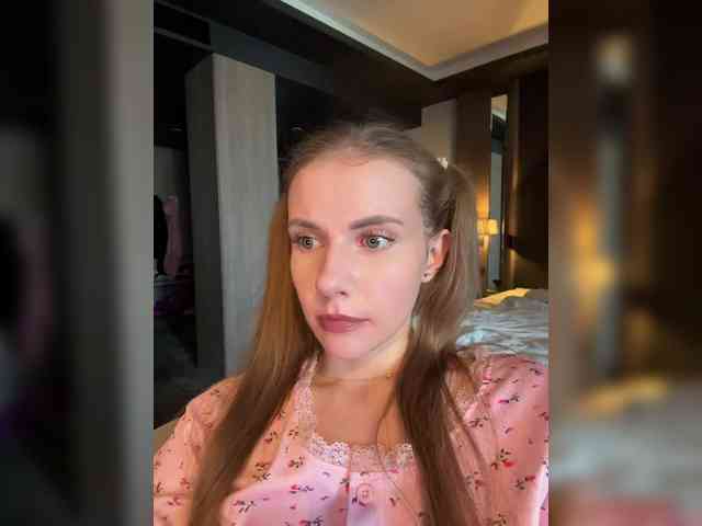 VikkiExtraCheese webcam