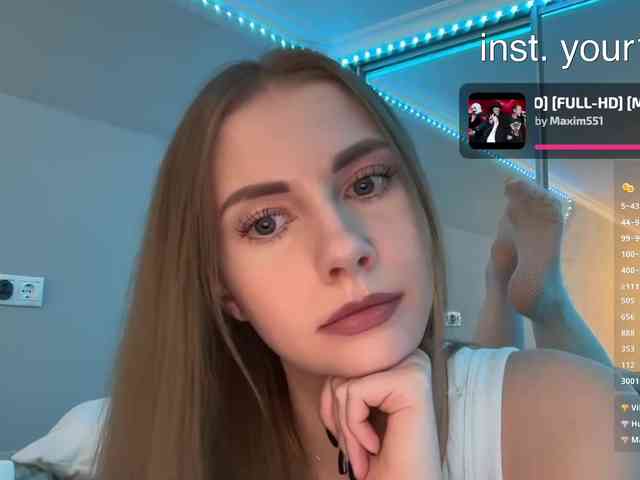 VikkiExtraCheese