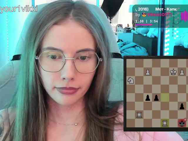 VikkiExtraCheese