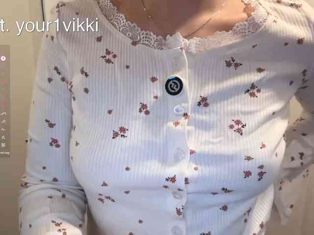 VikkiExtraCheese