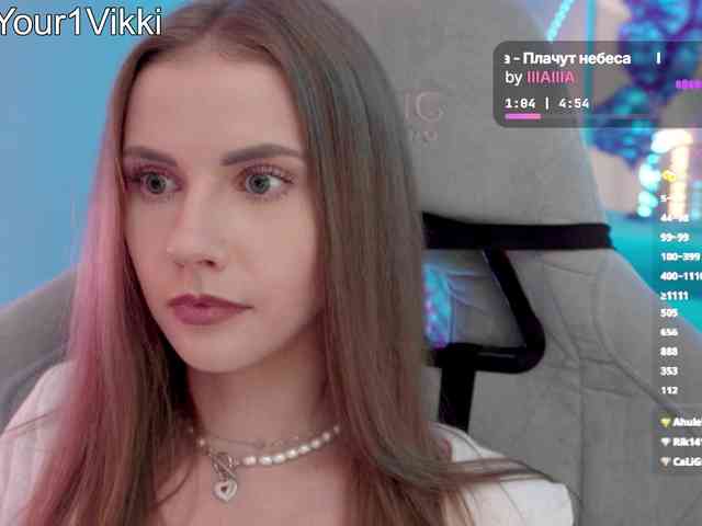 VikkiExtraCheese webcam