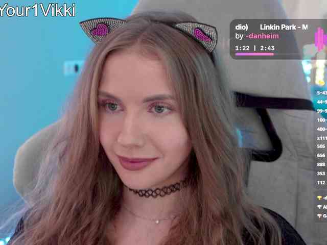 VikkiExtraCheese webcam