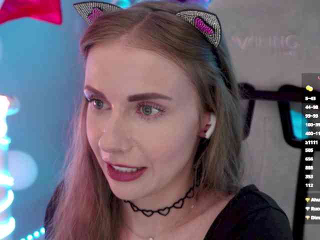 VikkiExtraCheese
