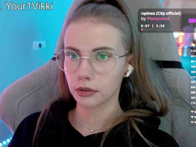 VikkiExtraCheese webcam