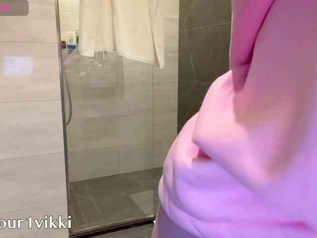 -VikkiL0vesCheese- Sex Cam Show