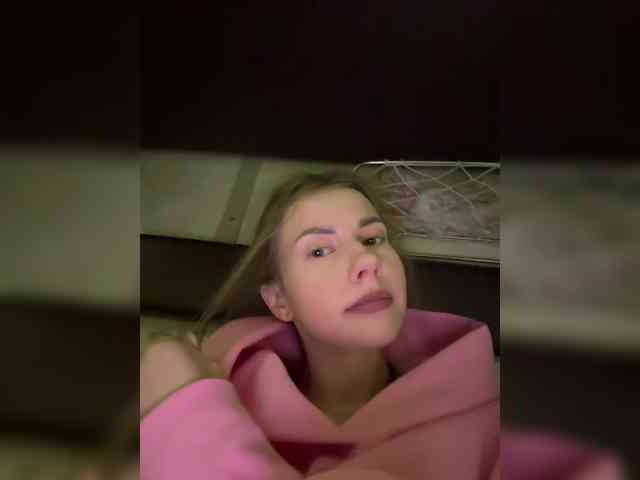 VikkiExtraCheese