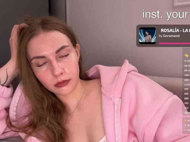 VikkiExtraCheese webcam