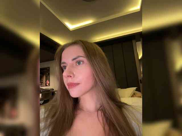 -VikkiL0vesCheese- Sex Cam Show