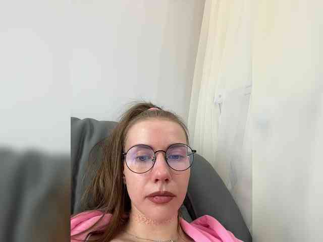 VikkiExtraCheese webcam