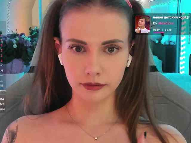VikkiExtraDarkExclusive