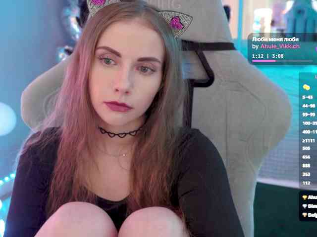 VikkiExtraCheese webcam
