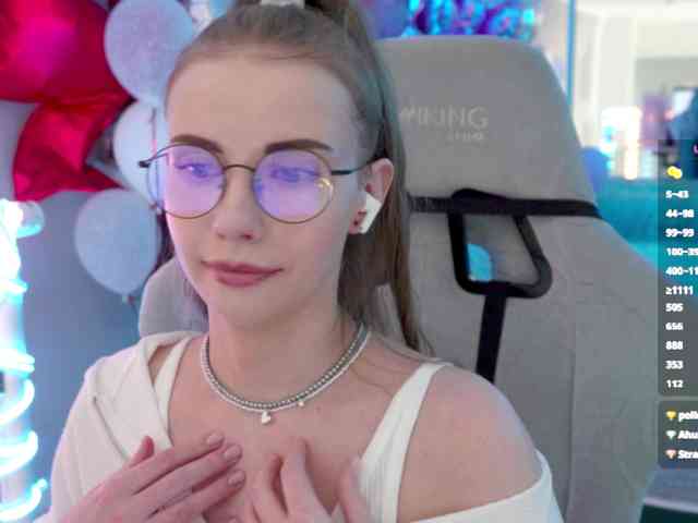 VikkiExtraCheese