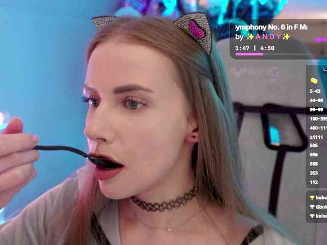 VikkiExtraCheese