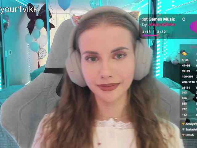 VikkiExtraCheese webcam