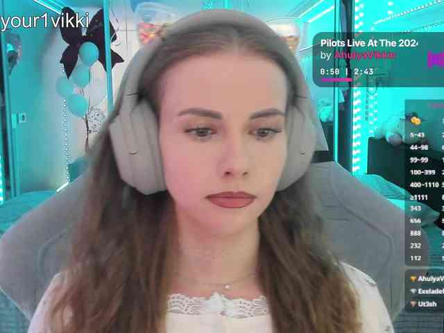 VikkiExtraCheese webcam