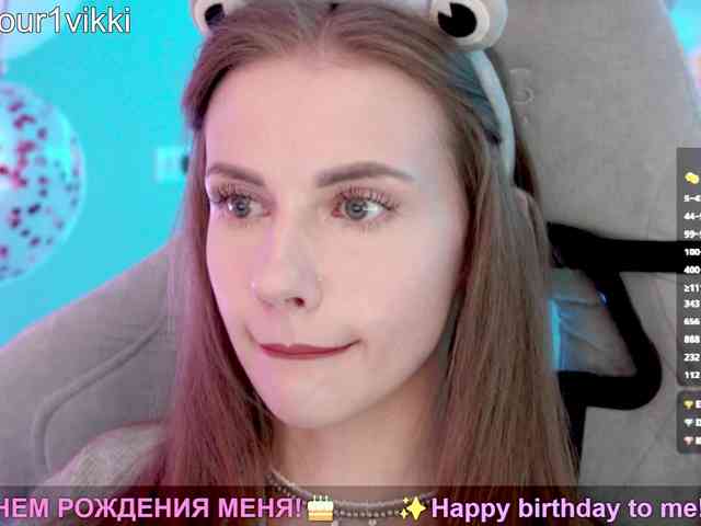 VikkiExtraCheese webcam