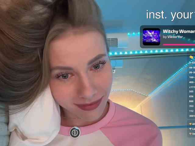 VikkiExtraCheese