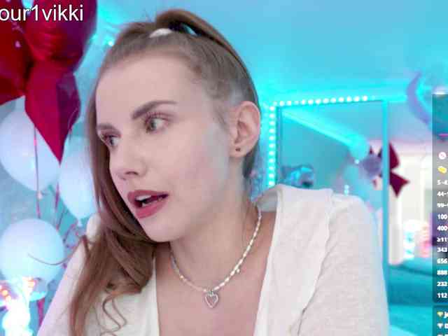 VikkiExtraCheese webcam