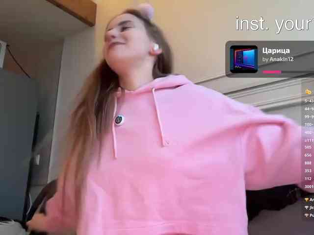 VikkiExtraCheese
