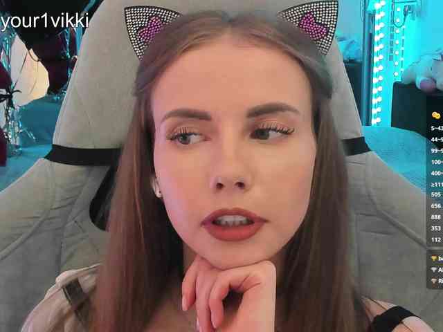VikkiExtraCheese webcam