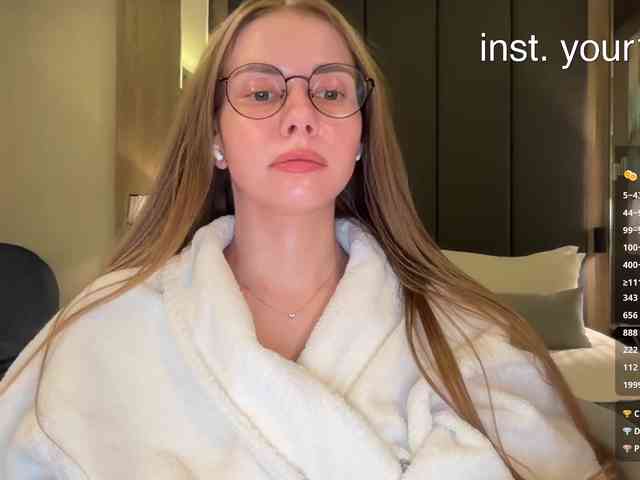 VikkiExtraCheese webcam