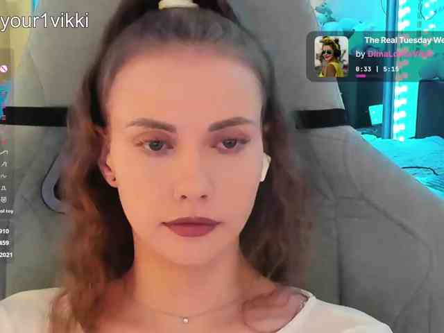 VikkiExtraCheese