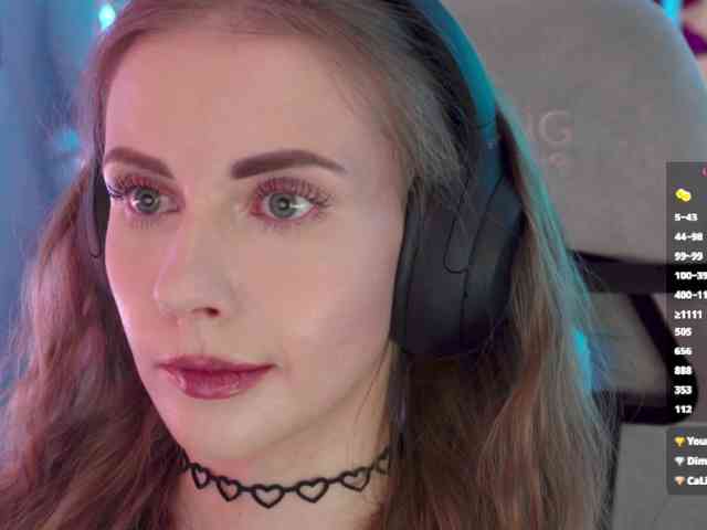 VikkiExtraCheese
