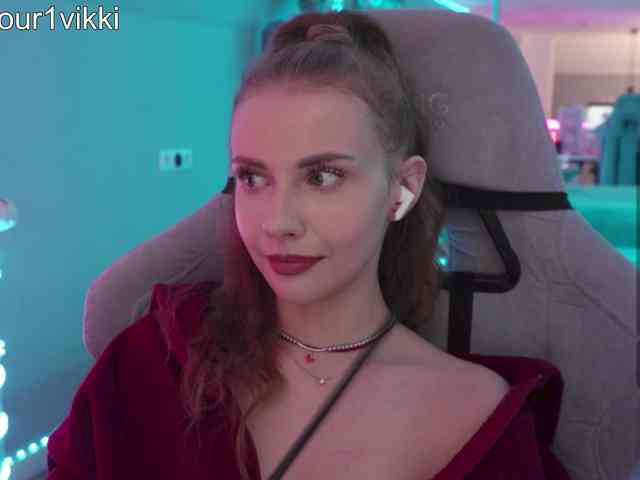 VikkiExtraCheese webcam