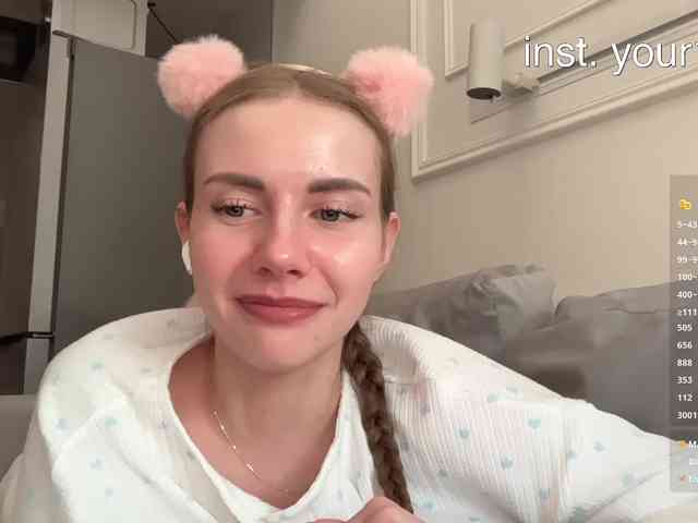 VikkiExtraCheese webcam