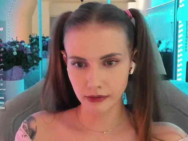 VikkiExtraDarkExclusive