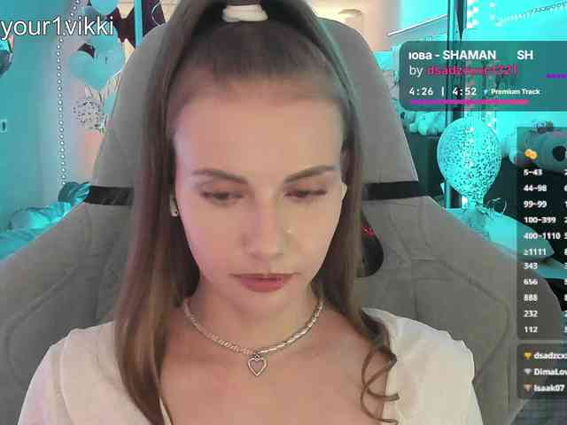 VikkiExtraCheese webcam