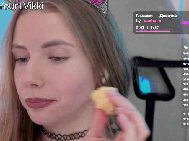 VikkiExtraCheese webcam