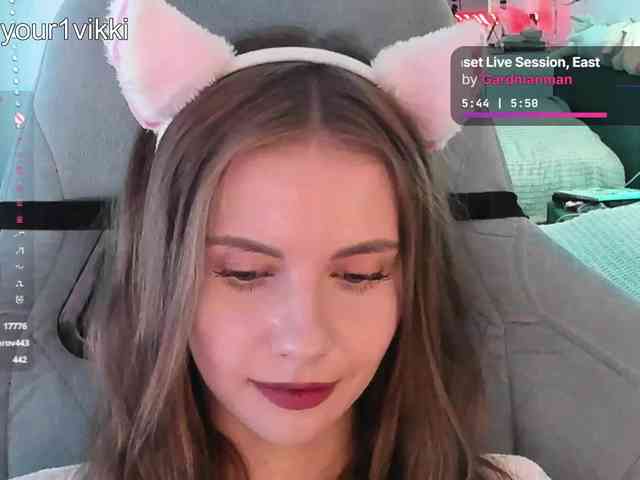 VikkiExtraCheese