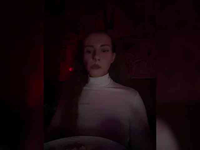 VikkiExtraCheese