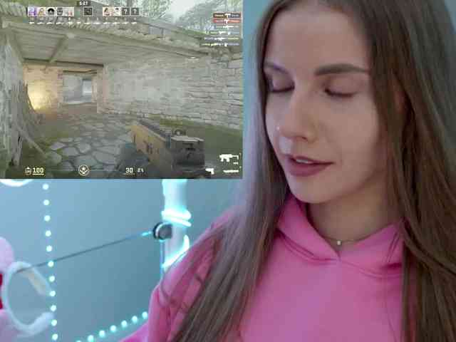 VikkiExtraCheese