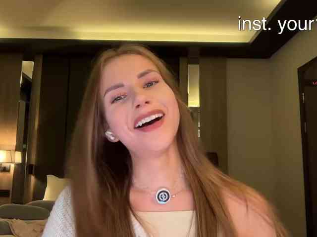 -VikkiL0vesCheese- Sex Cam Show