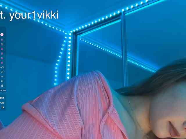 VikkiExtraCheese