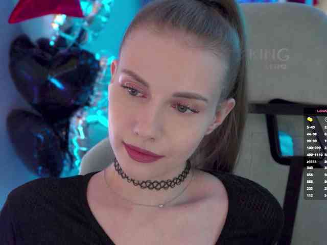 VikkiExtraCheese