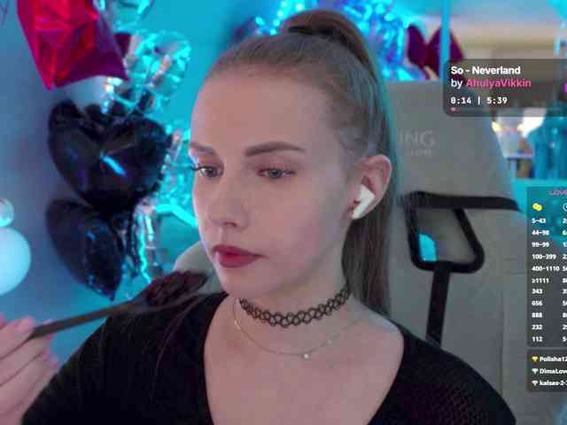 VikkiExtraCheese webcam