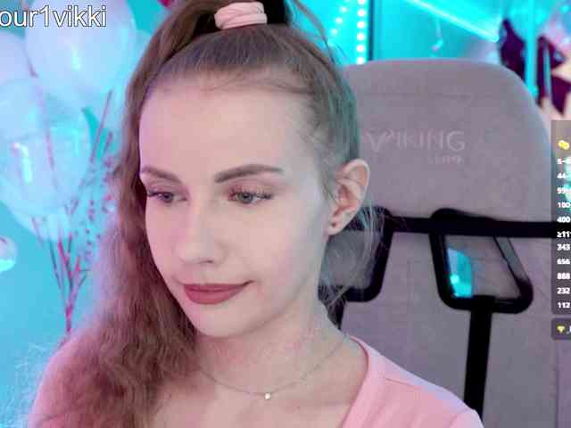 VikkiExtraCheese webcam