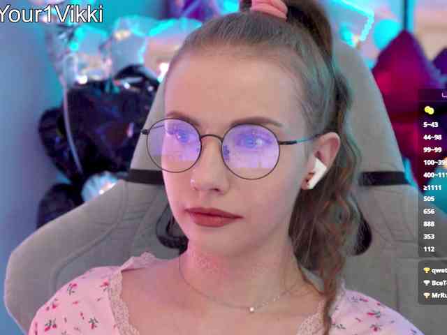 -VikkiL0vesCheese-