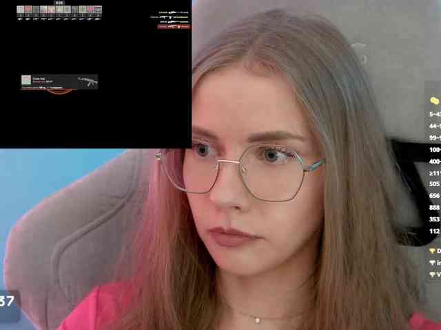 VikkiExtraCheese webcam