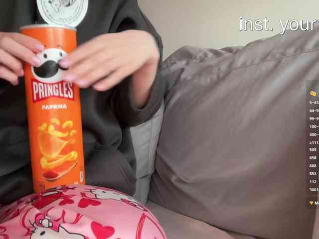 VikkiExtraCheese webcam
