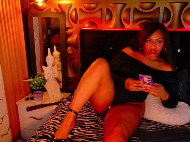 blackambar live cam on BongaCams