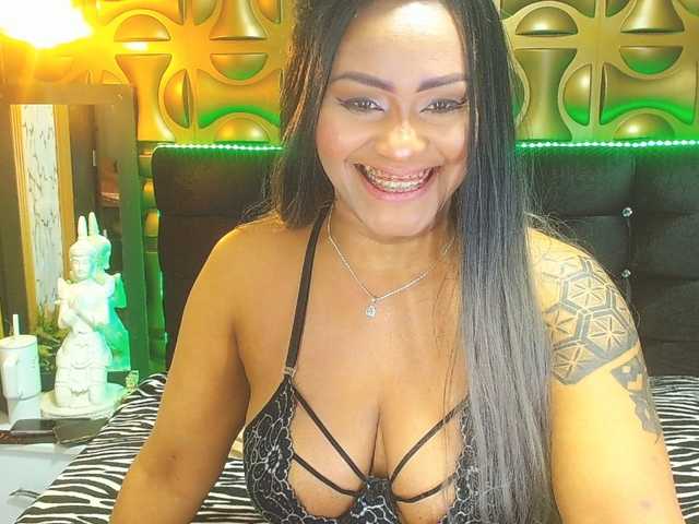 blackambar's BongaCams show and profile