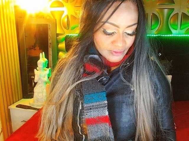 blackambar's BongaCams show and profile