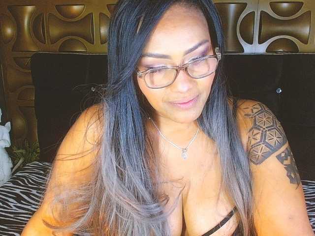 blackambar live cam on BongaCams